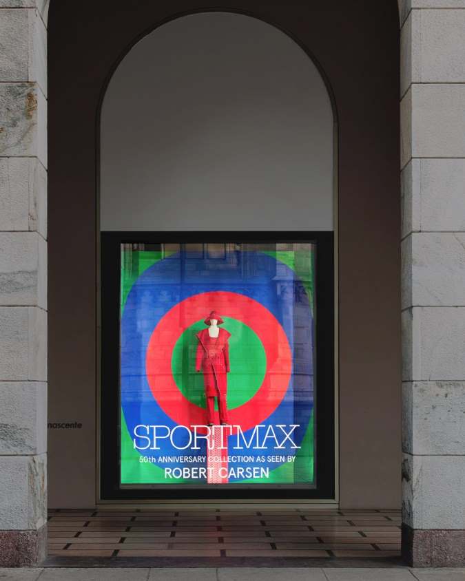 , Sportmax takes over the windows of Milan’s Rinascente